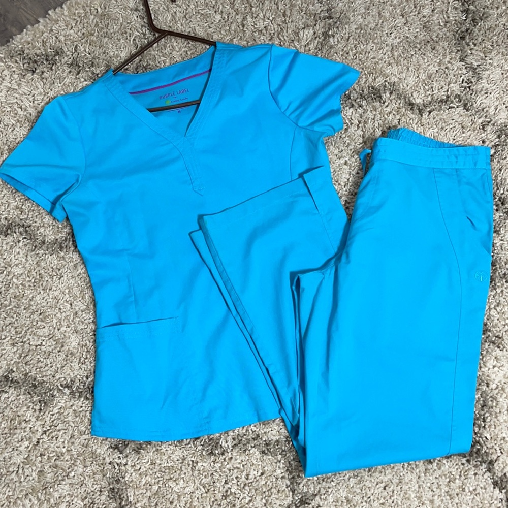 Healing hands scrub set